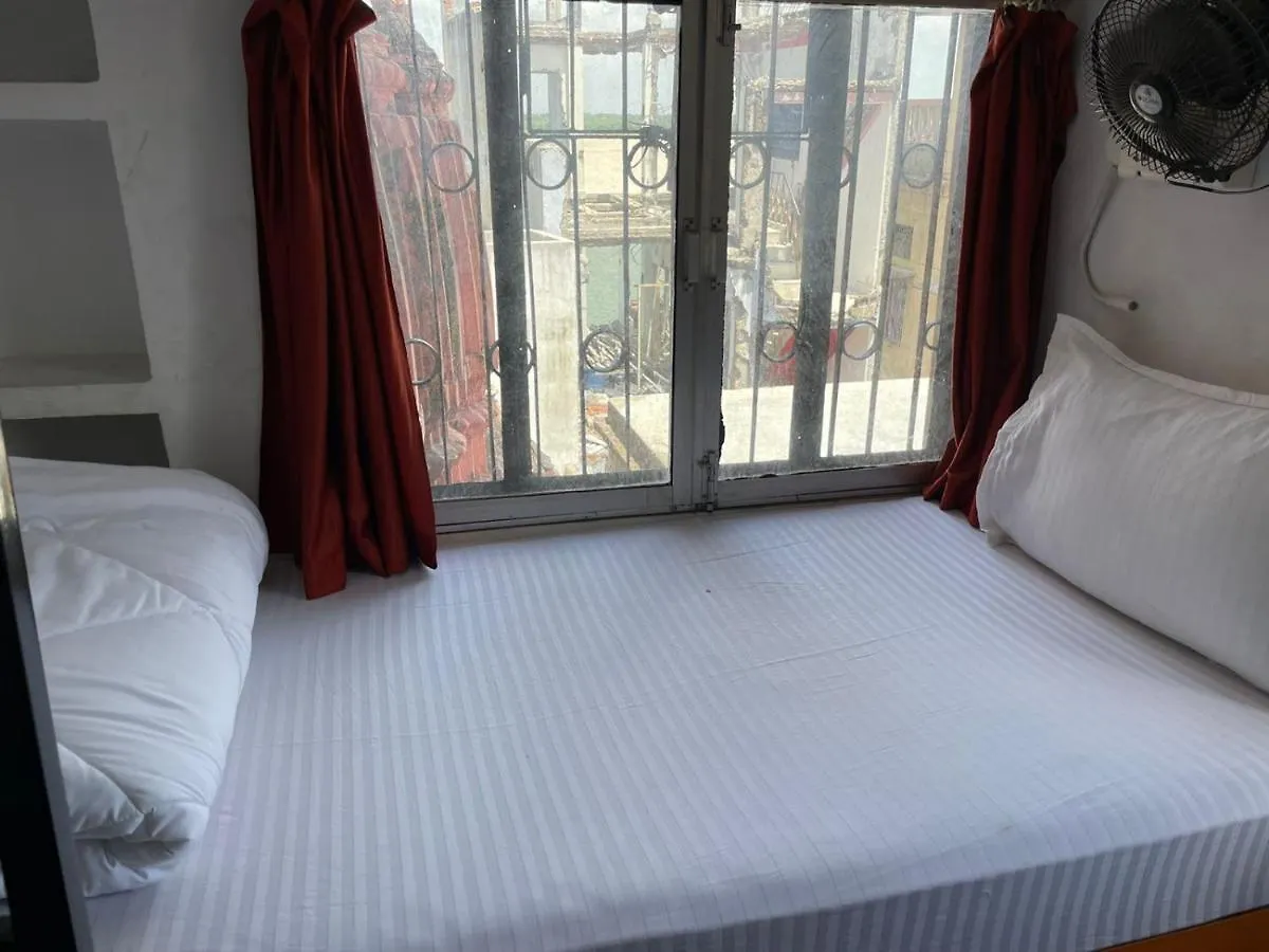 Yogg Hostel Varanasi