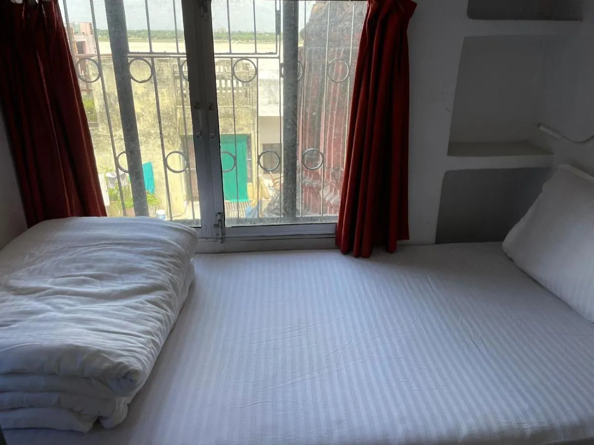 Yogg Hostel Varanasi